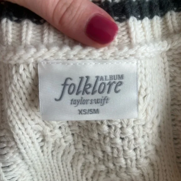 Taylor Swift Folklore Cardigan XS/S - Picture 2 of 7